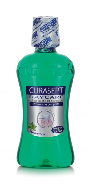 CURASEPT Strong mint
